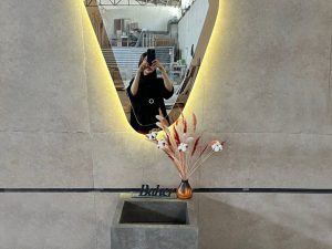 روشویی ایستاده بهمراه باکس پی‌وی‌سی